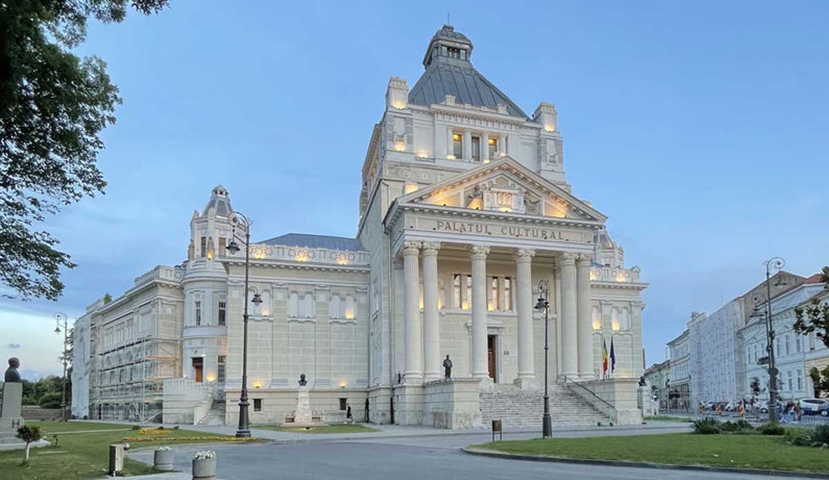 Art Museum Arad - Romania