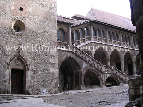 Hunedoara - Corvinesti (Corvinilor) Castle Image, Romania