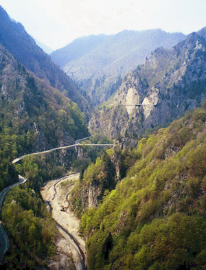 The Transfăgarăsan Road, as seen from Poenari