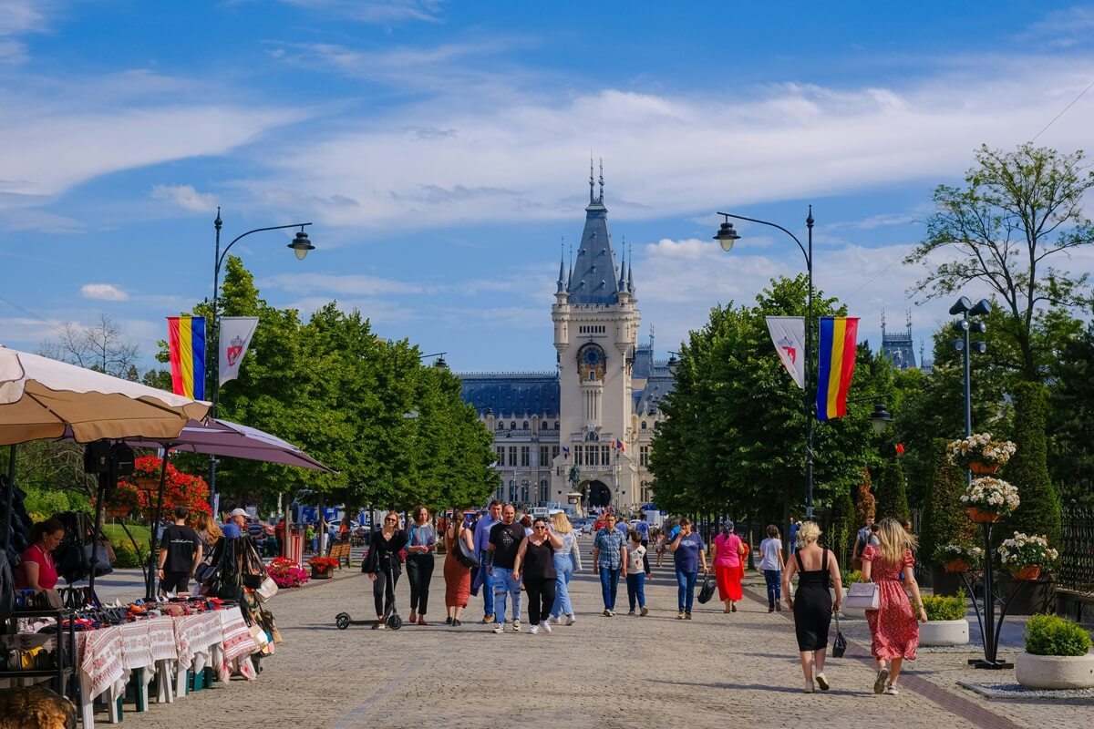 Passeggiata del Palazzo della Cultura di Iasi